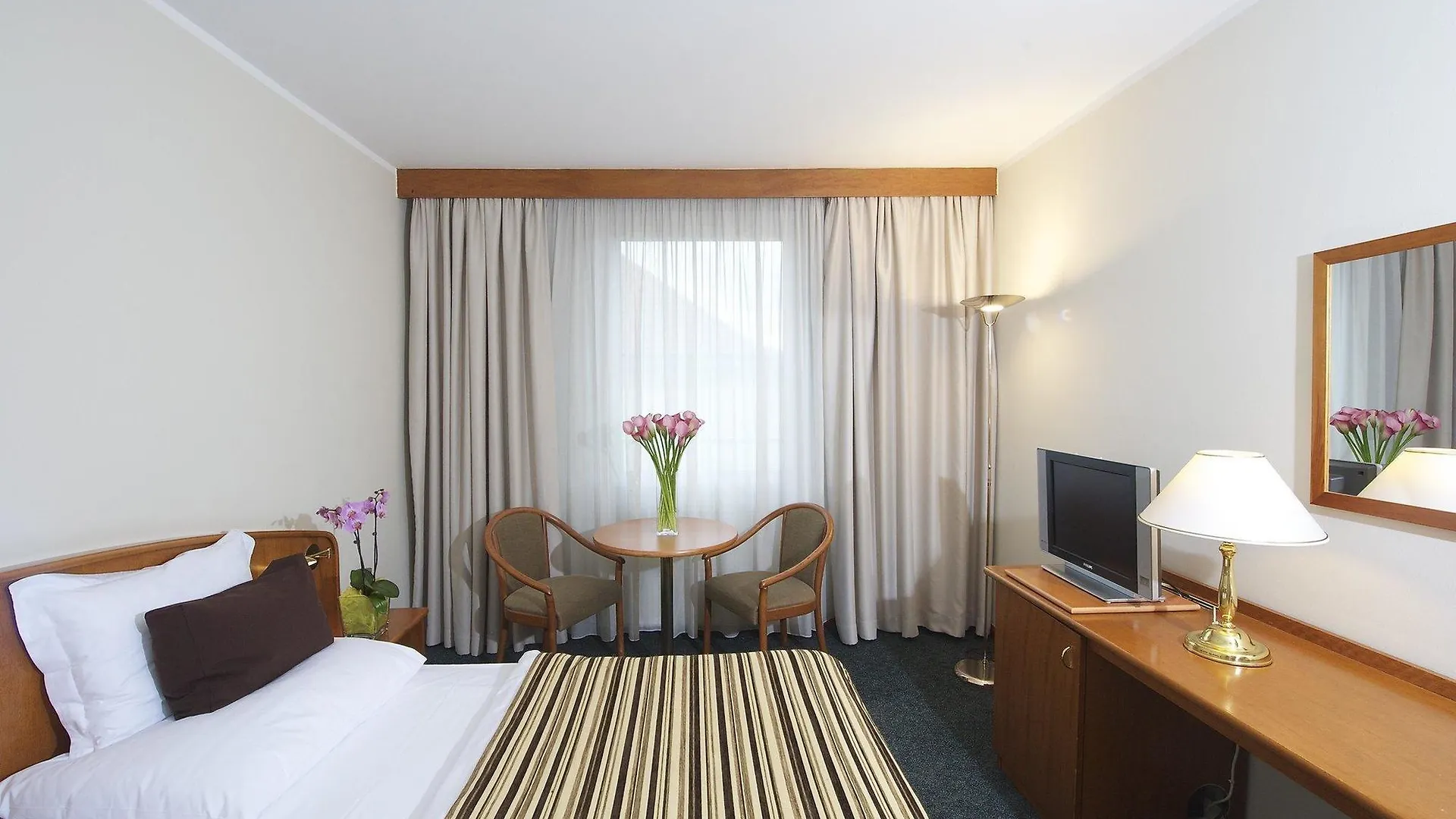 Plaza Prague Hotel - Czech Leading Hotels