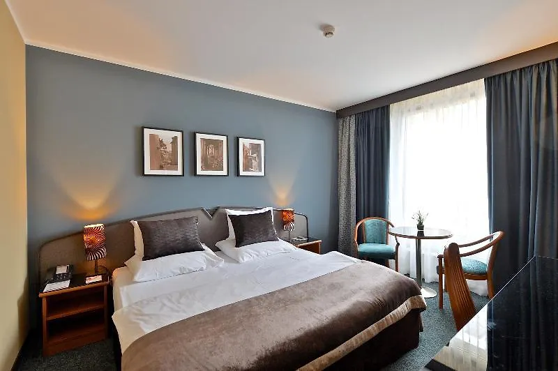 Plaza Prague Hotel - Czech Leading Hotels