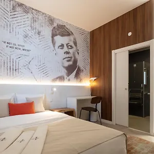 hotellátogatás