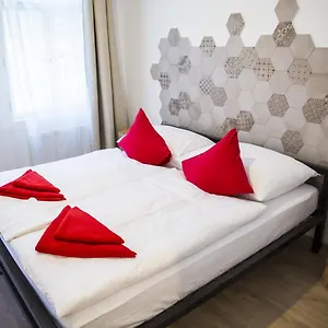 3* Apartahotel Gregory House