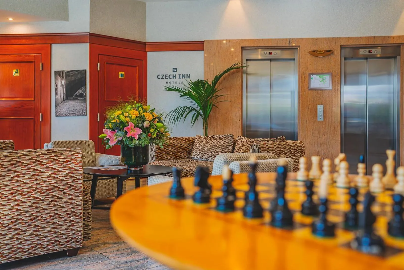 Plaza Prague Hotel - Czech Leading Hotels 4*,
