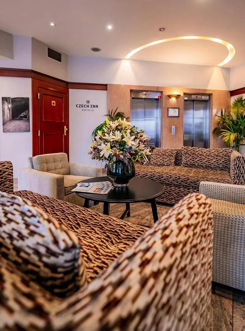 Plaza Prague Hotel - Czech Leading Hotels 4*,