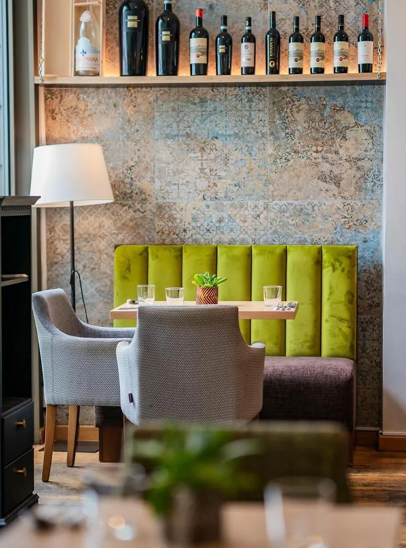 Plaza Prague Hotel - Czech Leading Hotels