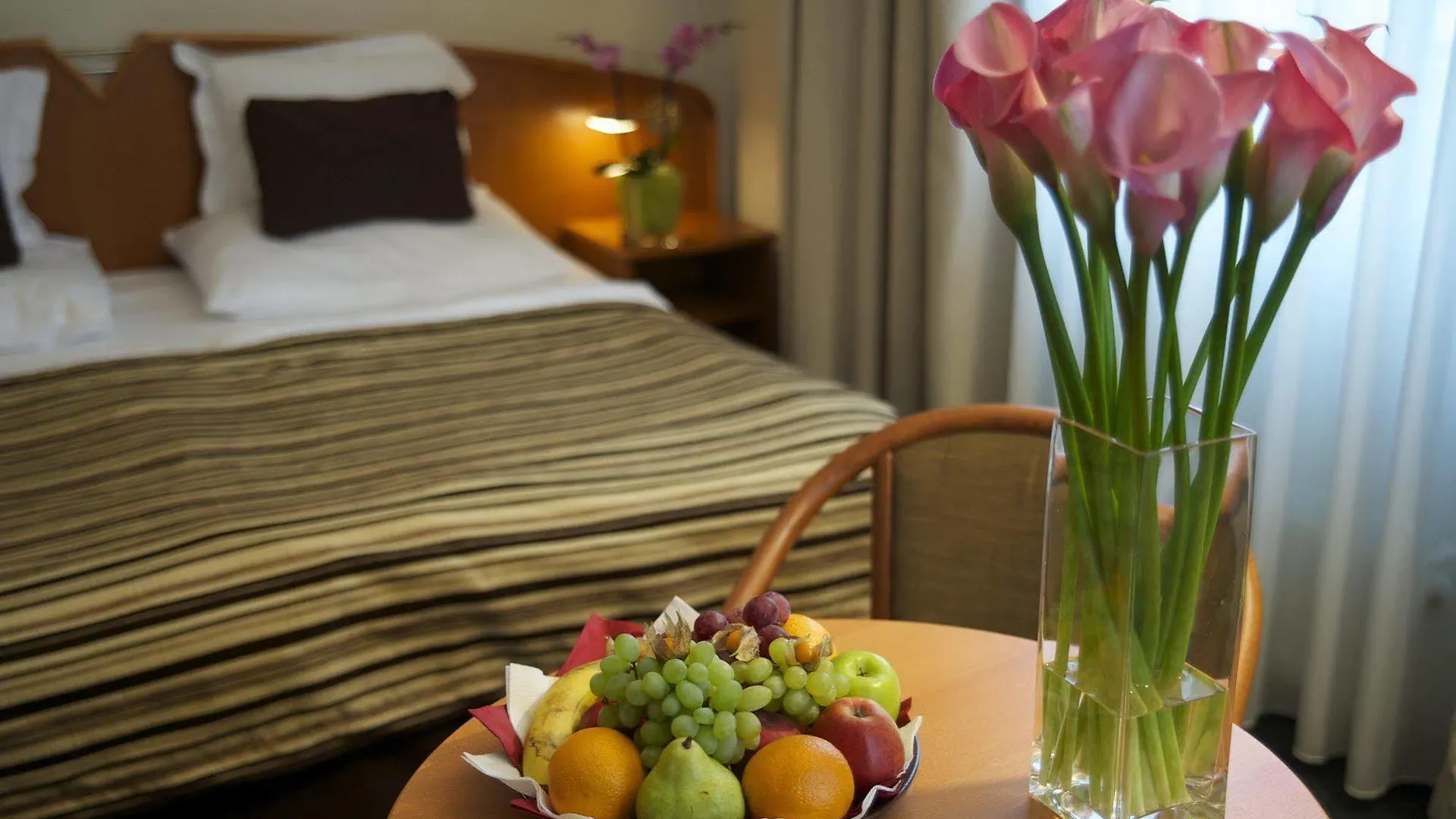 Plaza Prague Hotel - Czech Leading Hotels 4*,